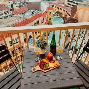 Venice View Balcony At Mckinley Hill Manila